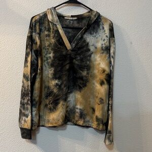 78 & Sunny Tie-Dye Hooded Women's Top